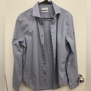 Calvin Klein men’s button up dress shirt